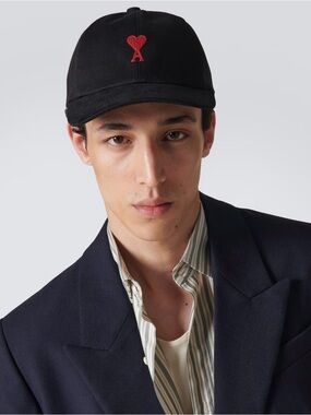Ami Paris Hat Men - GRAY with red heart